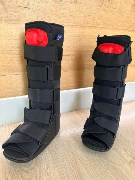Moon boots, also known as air walkers are orthopaedic devices designed to provide support and immobilization to the foot and ankle. Used in the rehabilitation of foot and ankle injuries, such as fractures, sprains, and post-surgical recovery.